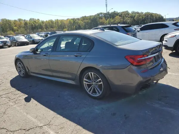 WBA7F2C5XGG418810 2016 BMW 7ER - Image 2