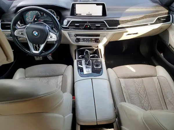 WBA7F2C5XGG420864 2016 BMW 7ER - Image 8