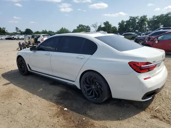 WBA7F2C5XHG422468 2017 BMW 7ER - Image 2