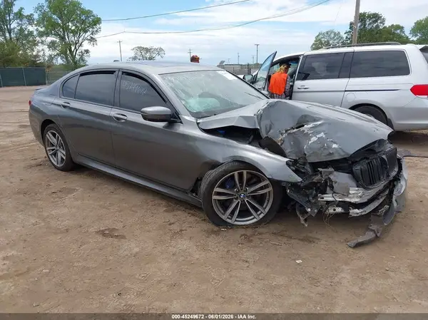 WBA7F2C5XKB239320 2019 BMW 7ER - Image 1