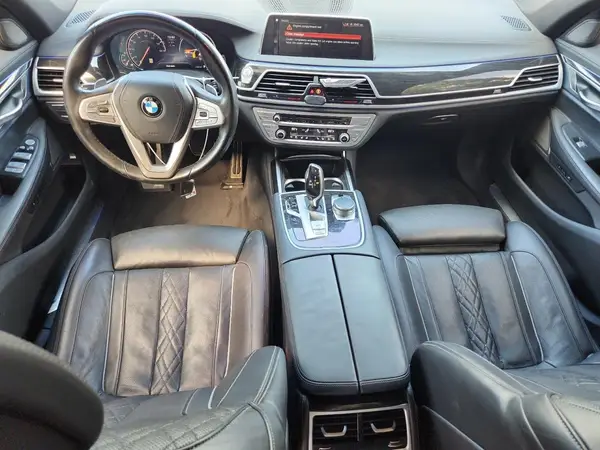 WBA7F2C5XKB239365 2019 BMW 7ER - Image 8