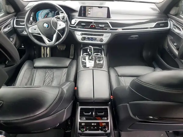 WBA7F2C5XKB239477 2019 BMW 7ER - Image 8