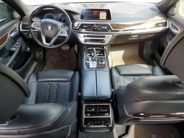 WBA7F2C5XKB240290 2019 BMW 7ER - Image 8