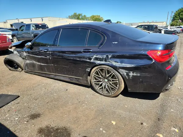 WBA7H6C31HG614426 2017 BMW 7ER - Image 2