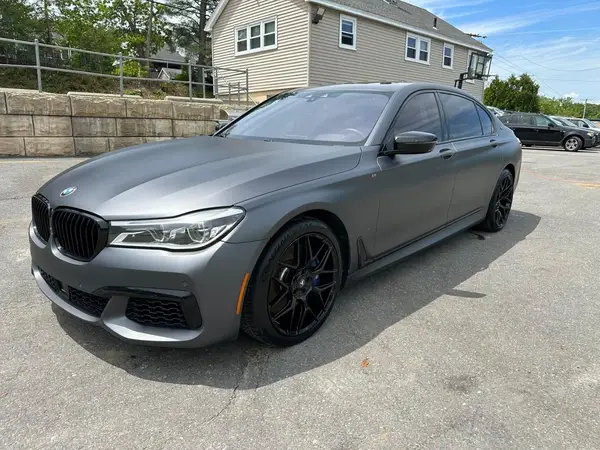 WBA7H6C54JG614931 2018 BMW 7ER - Image 1
