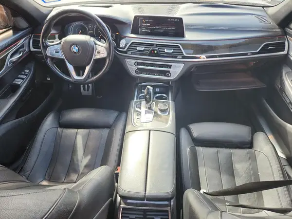 WBA7J2C39HG497790 2017 BMW 7ER - Image 8