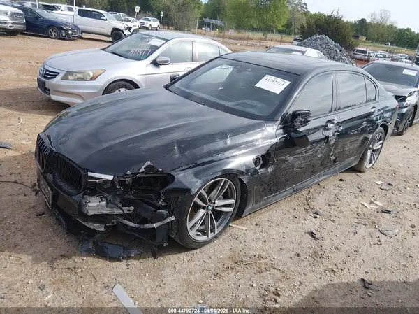 WBA7J2C50JB246337 2018 BMW 7ER - Image 2