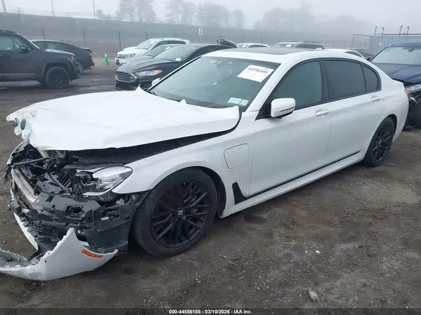 WBA7J2C50JG938178 2018 BMW 7ER - Image 2