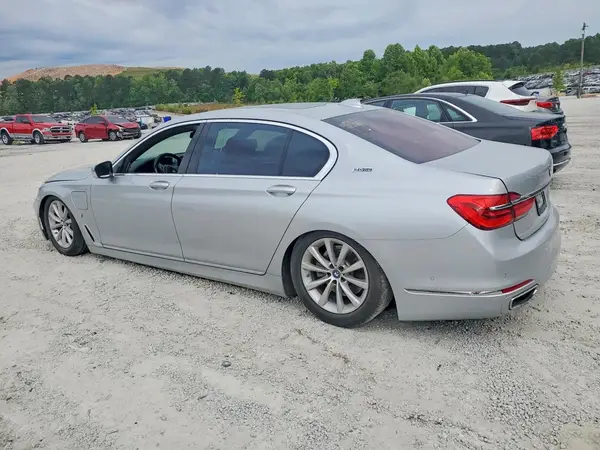 WBA7J2C50JG938391 2018 BMW 7ER - Image 2