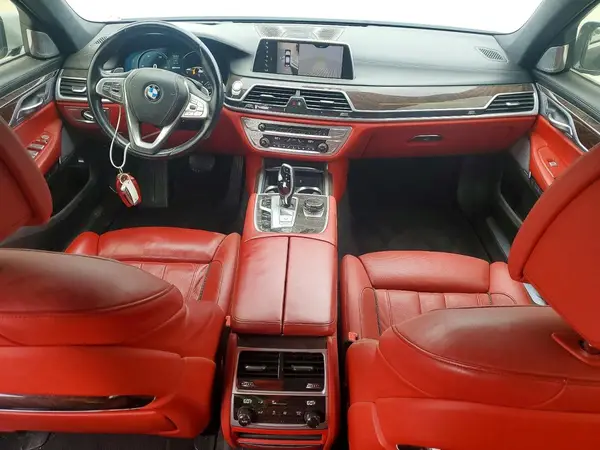 WBA7J2C50JG938391 2018 BMW 7ER - Image 8
