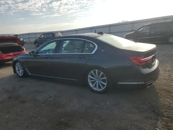 WBA7J2C53JG938353 2018 BMW 7ER - Image 2