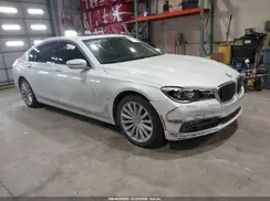 WBA7J2C55JG938175 2018 BMW 7ER