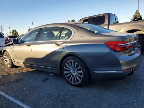 WBA7J2C56JG938380 2018 BMW 7ER - Image 2