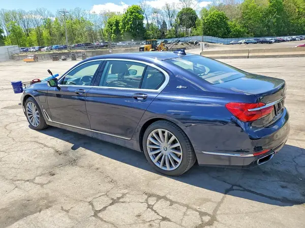 WBA7J2C56JG938394 2018 BMW 7ER - Image 2