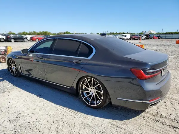 WBA7T2C00LCE43524 2020 BMW 7ER - Image 2