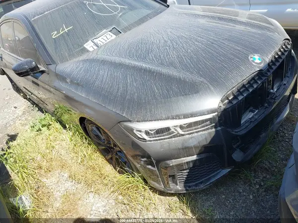 WBA7T2C00MCF54348 2021 BMW 7ER - Image 1