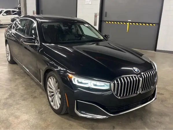 WBA7T2C00NCH24385 2022 BMW 7ER - Image 1