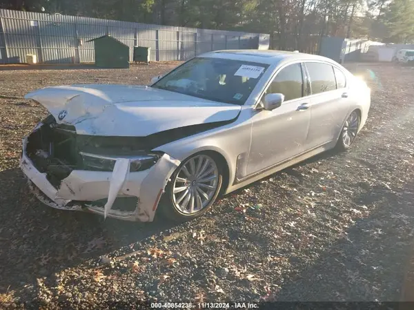 WBA7T2C01LGL17856 2020 BMW 7ER - Image 2