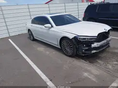 WBA7T2C01MCE58941 2021 BMW 7ER