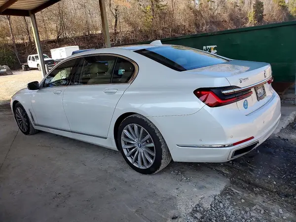 WBA7T2C01NCH53524 2022 BMW 7ER - Image 2