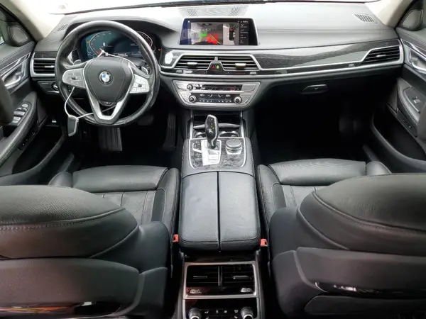 WBA7T2C02LGL17252 2020 BMW 7ER - Image 8