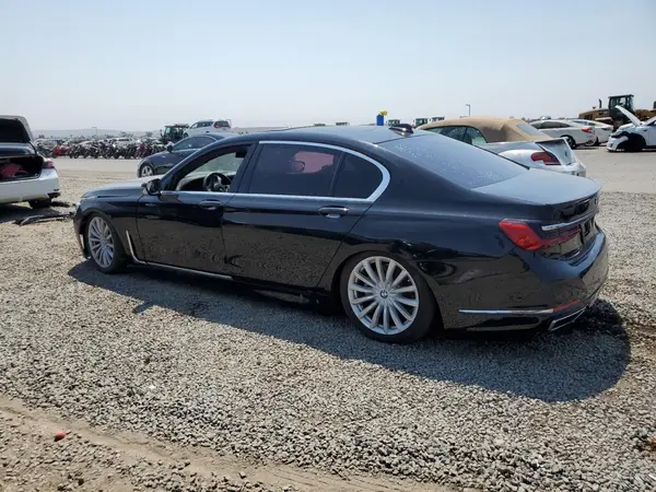 WBA7T2C03LGF96925 2020 BMW 7ER - Image 2