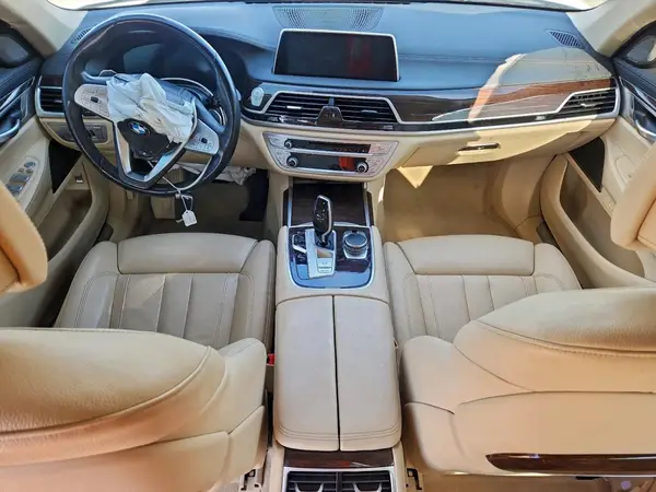 WBA7T2C04LGL17317 2020 BMW 7ER - Image 8
