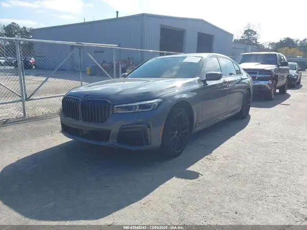 WBA7T2C05LCE16514 2020 BMW 7ER - Image 2