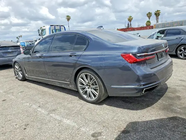 WBA7T2C05LGL17035 2020 BMW 7ER - Image 2