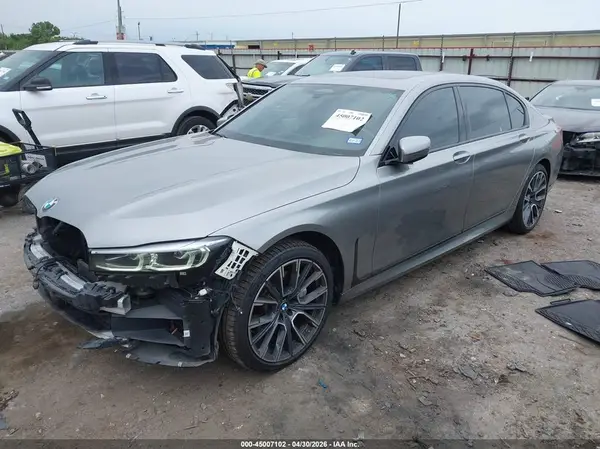 WBA7T2C05NCJ47172 2022 BMW 7ER - Image 2