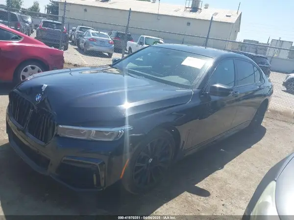 WBA7T2C07LGL17473 2020 BMW 7ER - Image 2