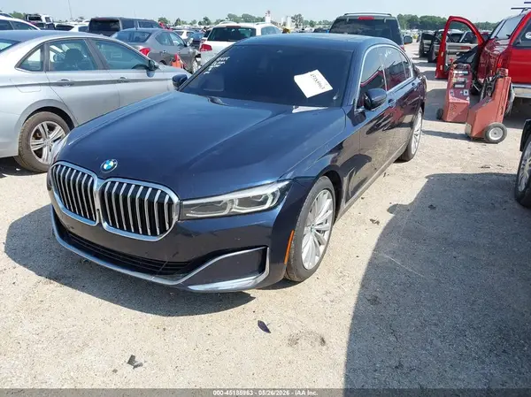 WBA7T2C08LCD68720 2020 BMW 7ER - Image 2