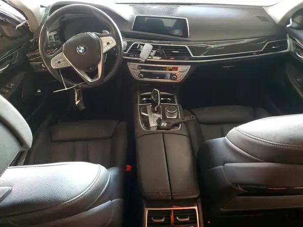 WBA7T2C08MCF41234 2021 BMW 7ER - Image 8