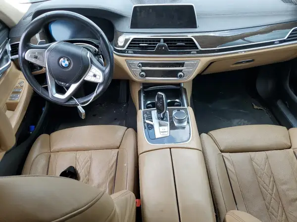 WBA7T2C08MCG07099 2021 BMW 7ER - Image 8