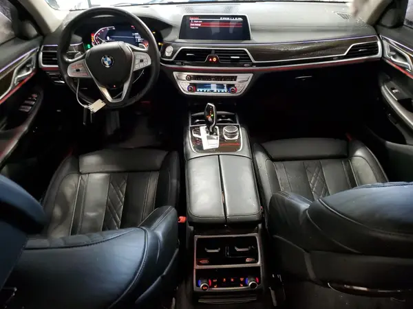 WBA7T2C09LCE11641 2020 BMW 7ER - Image 8
