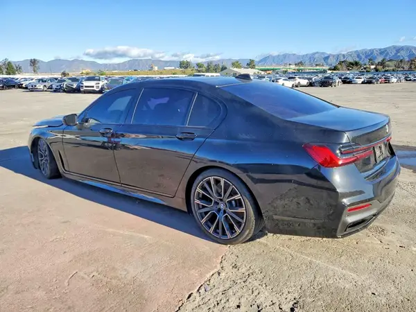 WBA7T2C09MCF02183 2021 BMW 7ER - Image 2