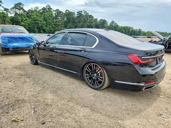WBA7T2C0XLGL17631 2020 BMW 7ER - Image 2