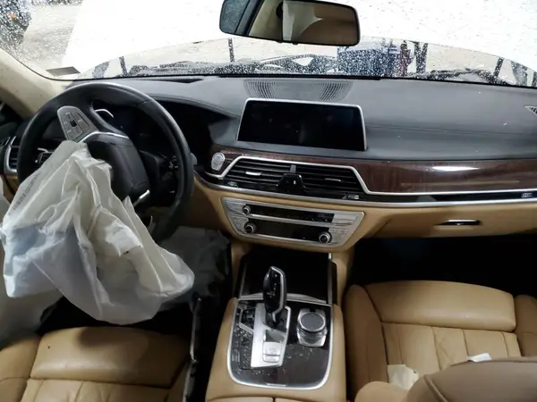 WBA7T4C00MCG03950 2021 BMW 7ER - Image 8