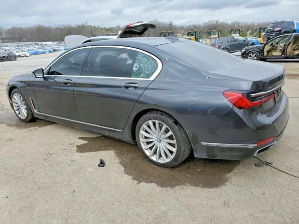 WBA7T4C08LGF97256 2020 BMW 7ER - Image 2
