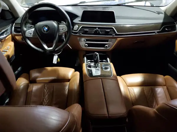 WBA7T4C09LGG62745 2020 BMW 7ER - Image 8