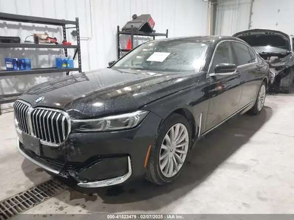 WBA7T4C09MCE67463 2021 BMW 7ER - Image 2