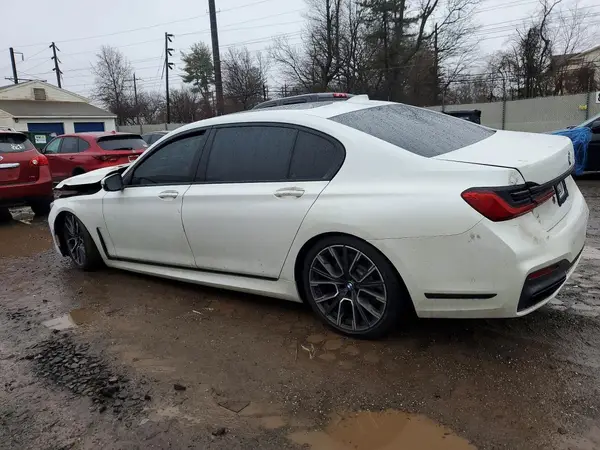WBA7U2C01NCH00982 2022 BMW 7ER - Image 2