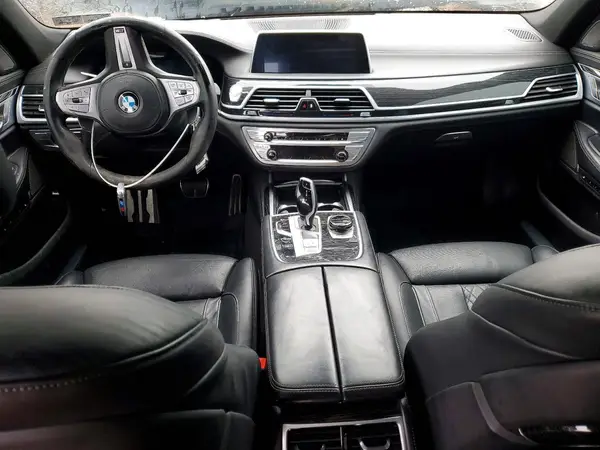 WBA7U2C01NCH00982 2022 BMW 7ER - Image 8