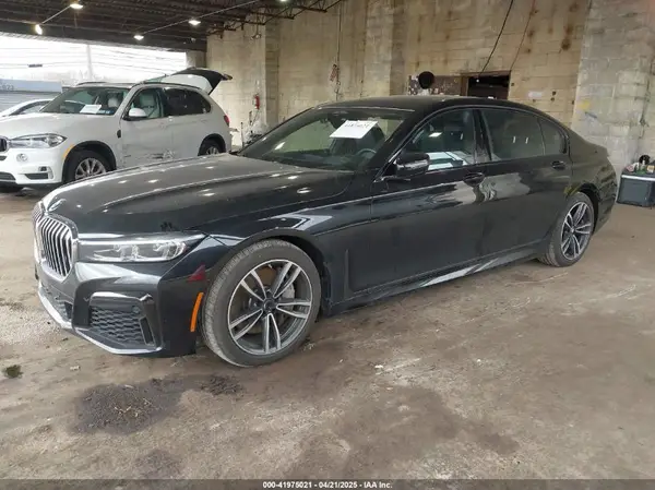 WBA7U2C02LGJ59475 2020 BMW 7ER - Image 2