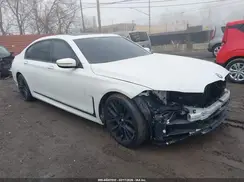 WBA7U2C02MCF48645 2021 BMW 7ER