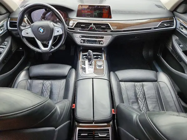 WBA7U2C03LGM27319 2020 BMW 7ER - Image 8