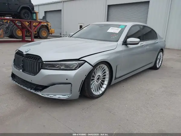 WBA7U2C04LBM61931 2020 BMW 7ER - Image 2