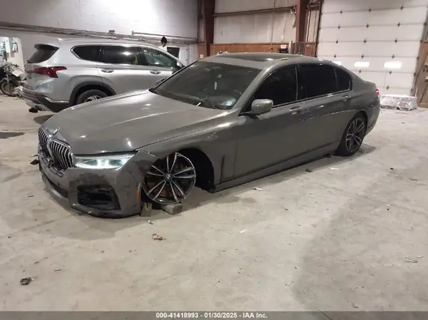 WBA7U2C04LGJ59171 2020 BMW 7ER - Image 2