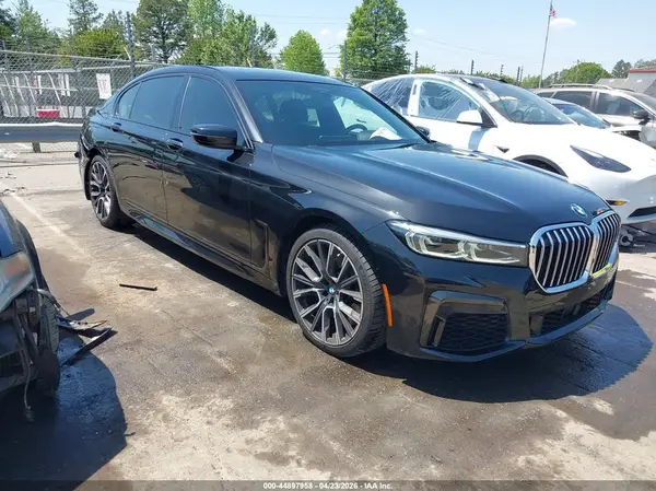 WBA7U2C04MCG17061 2021 BMW 7ER - Image 1