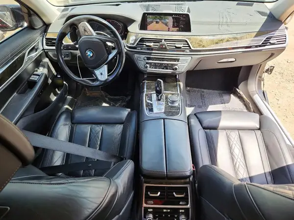 WBA7U2C05LBX84823 2020 BMW 7ER - Image 8